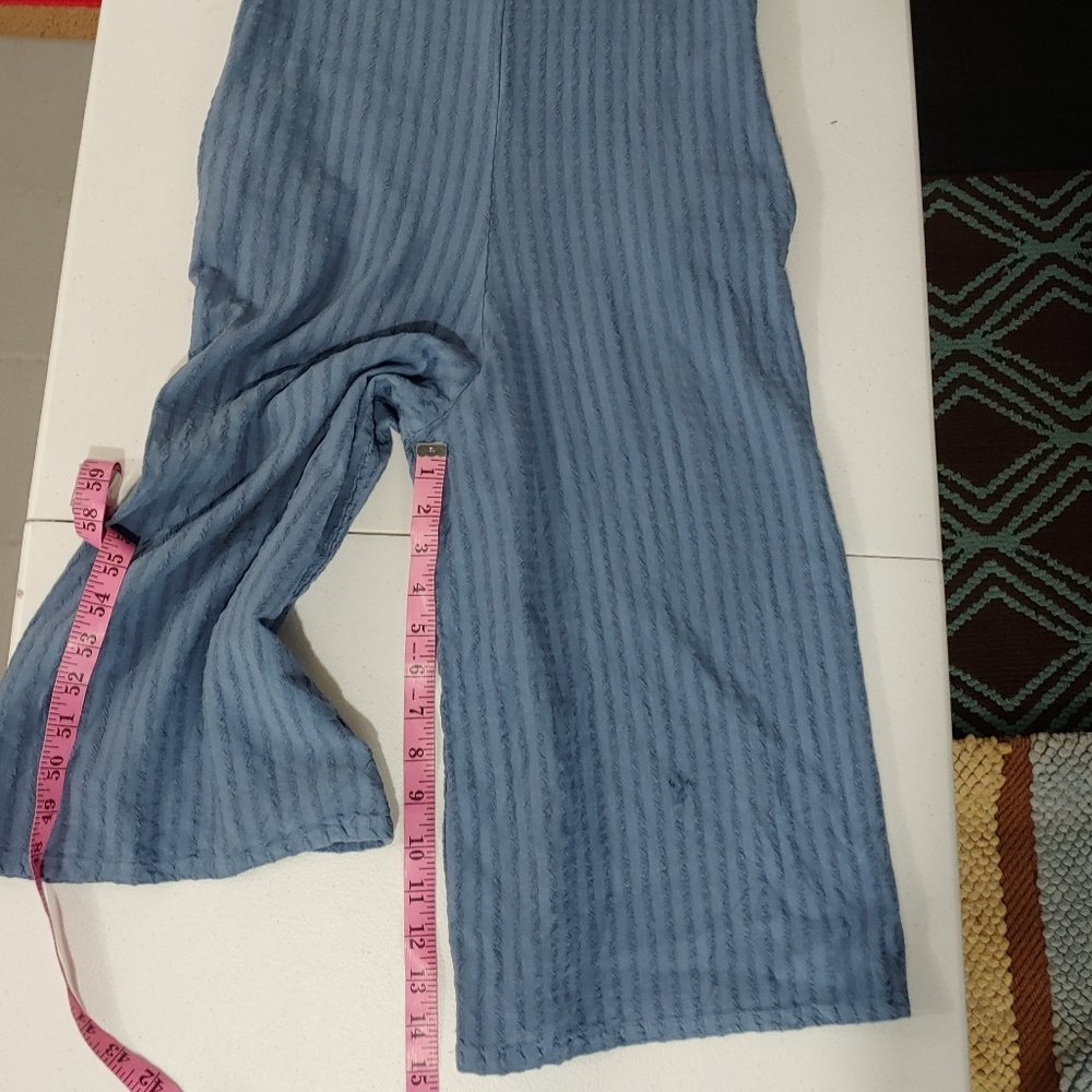 AMADI SHORTS ROMPER - Picture 14 of 16